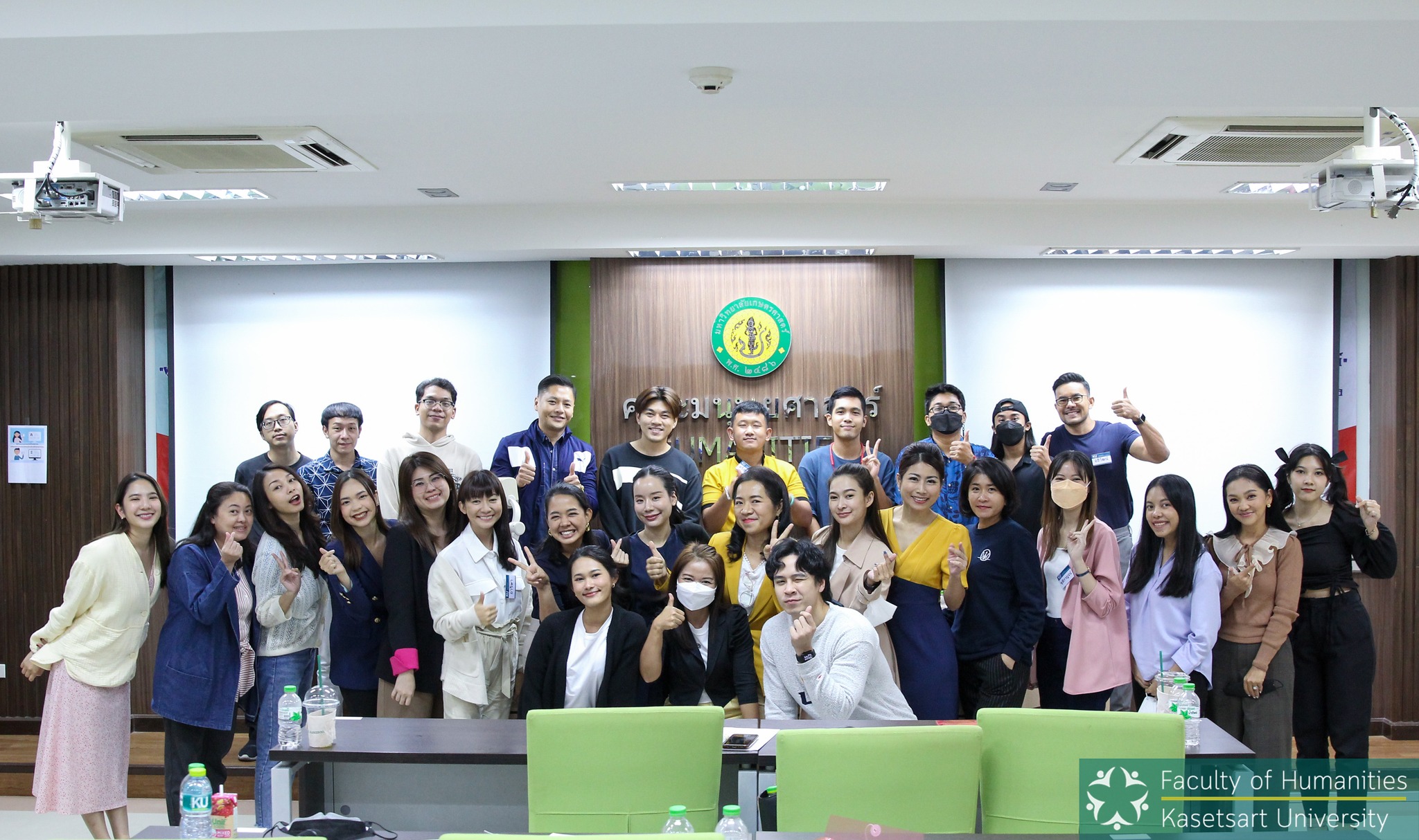 การบรรยายหัวข้อ การเเสดงความรับผิดชอบต่อสังคม