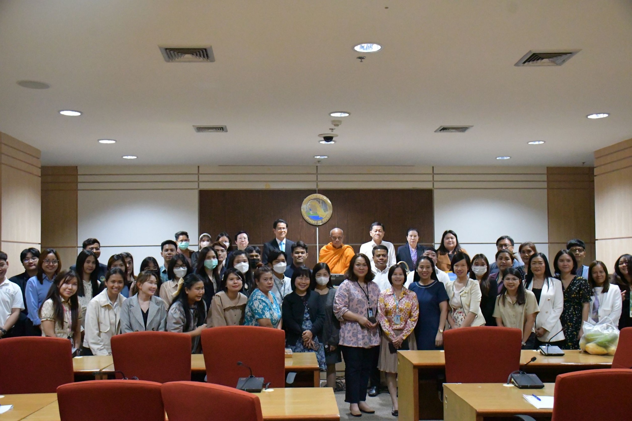 กรมการท่องเที่ยวจัดกิจกรรม “DOT Sharing Society : วิถีการแบ่งปัน” ส่งเสริมสังคมแห่งการให้ พร้อมฟังธรรม “การให้ คือ ความสุข” โดย พระพยอม กัลยาโณ